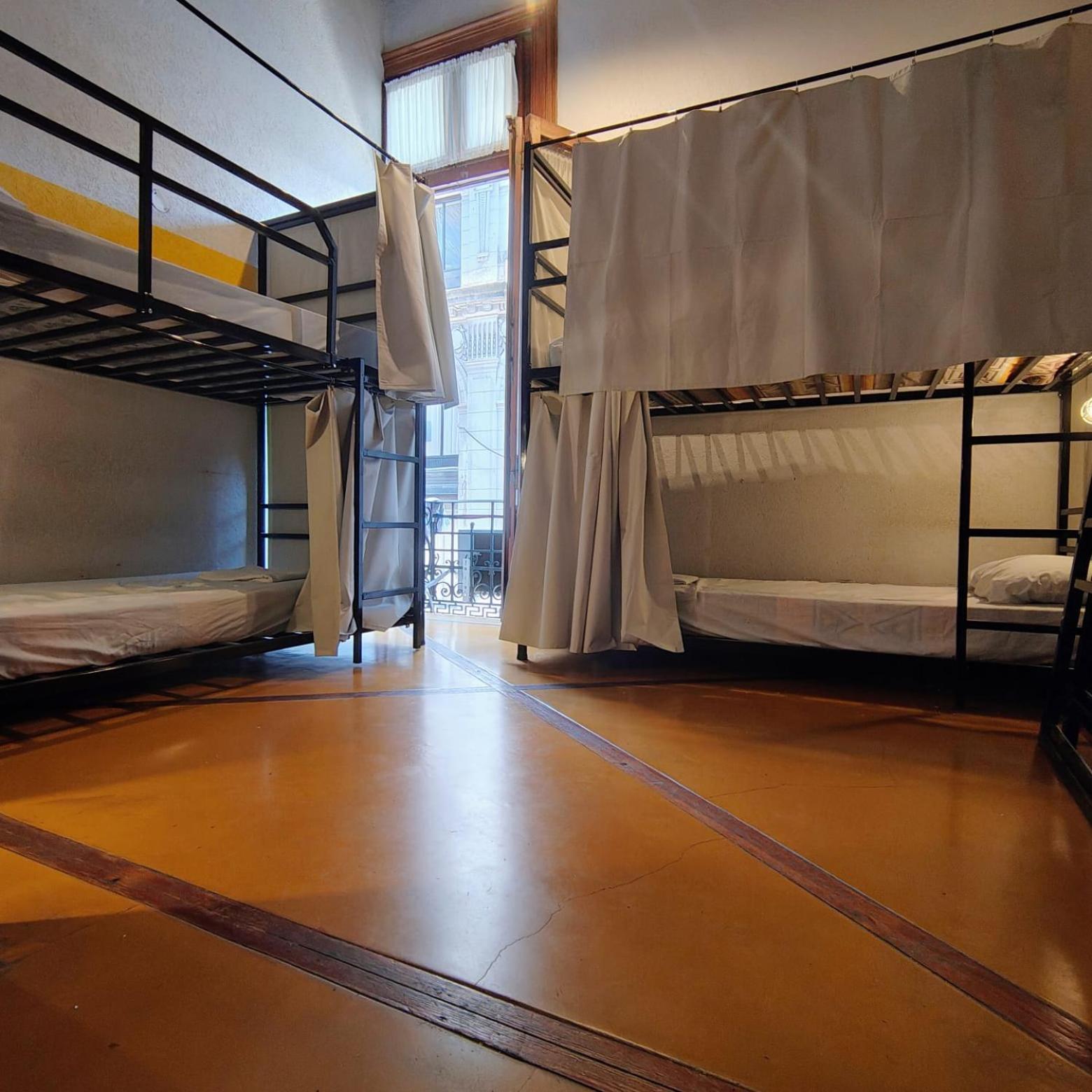 Parla Hostel Buenos Aires Exteriér fotografie